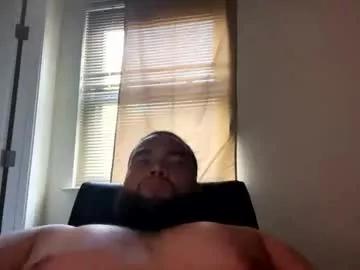 biggerthanasnicker from Chaturbate
