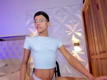billy_jamees from Chaturbate