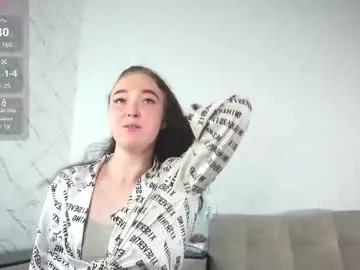 blissfarabee performants stats from Chaturbate