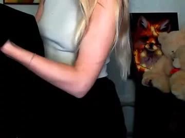 bottomless_eyes_ from Chaturbate