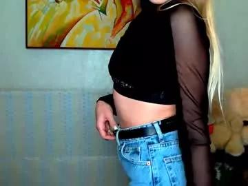 bottomless_eyes_ from Chaturbate