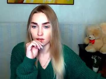 bottomless_eyes_ from Chaturbate