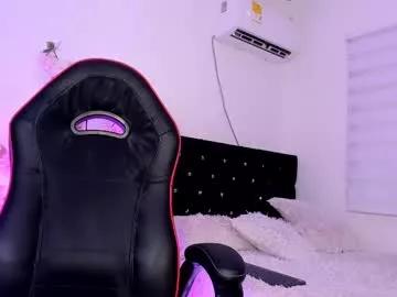 caramelo_exotico from Chaturbate