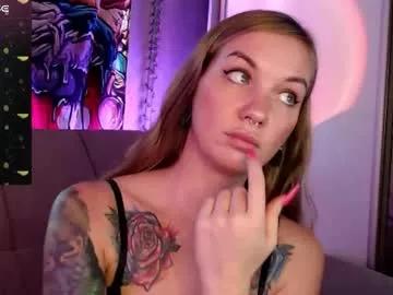 carrie_moonshine from Chaturbate