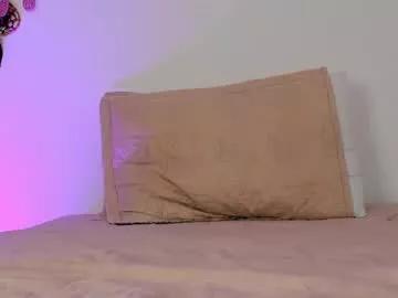carriexwood from Chaturbate