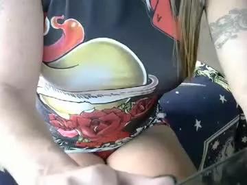 casada_fitness from Chaturbate
