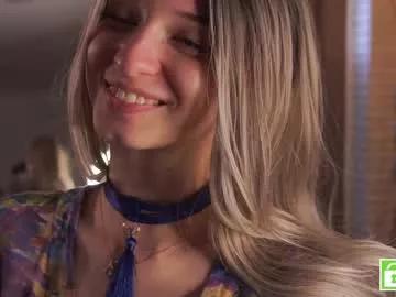 checkmypeach from Chaturbate