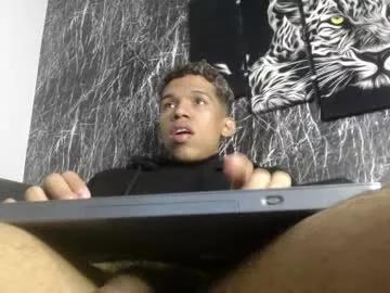 chris_hk from Chaturbate is Freechat