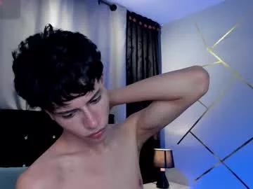 chrristopher77 from Chaturbate