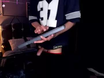 chrristopher77 from Chaturbate