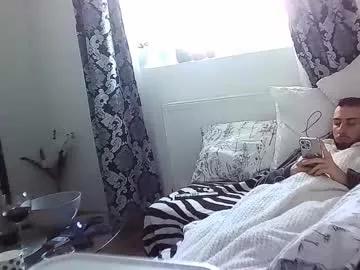 collegegymbro from Chaturbate