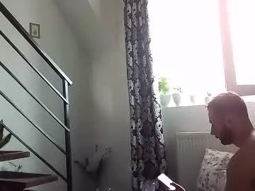 collegegymbro from Chaturbate