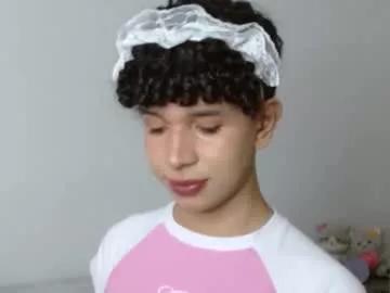 cuddly_twinkie from Chaturbate