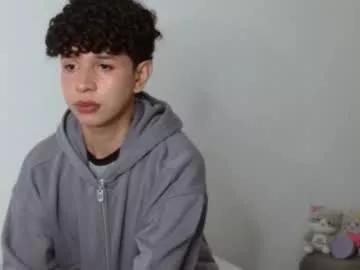 cuddly_twinkie from Chaturbate