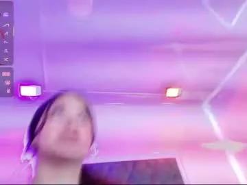 daiisy_berry from Chaturbate