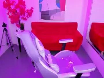daiisy_berry from Chaturbate