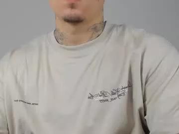 dennis_munera from Chaturbate