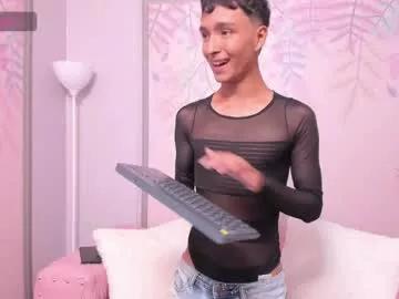 dereck_kent_ from Chaturbate