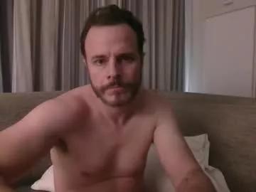 derekpipes09 from Chaturbate