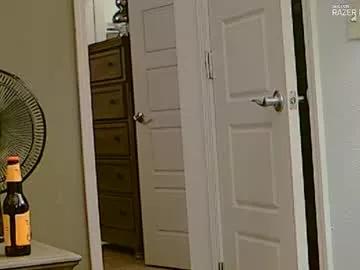 dilldough405 from Chaturbate