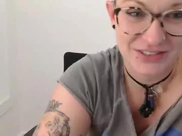 dixie_comanche from Chaturbate