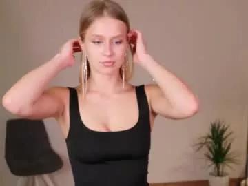 ella_twinkle from Chaturbate