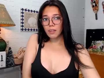 ellahollywood1818 from Chaturbate