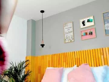 ellakravitz_ from Chaturbate