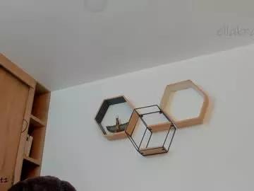 ellakravitz_ from Chaturbate