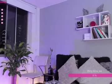 ellamancini from Chaturbate