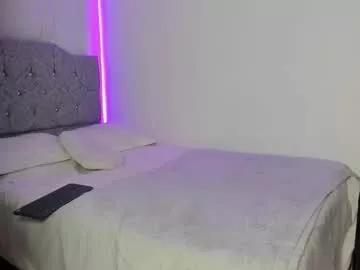 ellathompons from Chaturbate