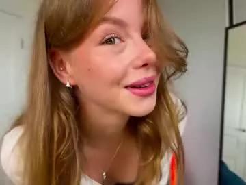 elli_harmon from Chaturbate