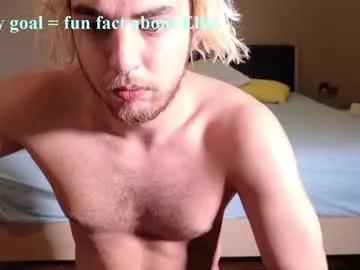 ellie_mcqueen from Chaturbate