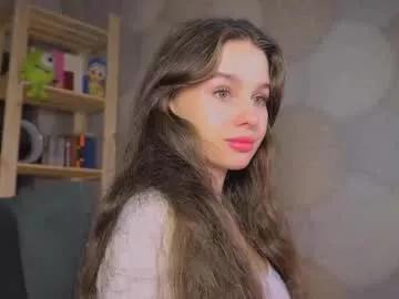 elliephant_ from Chaturbate