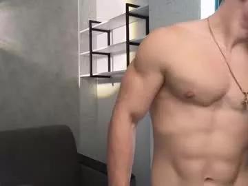 elliot_muscle04 from Chaturbate