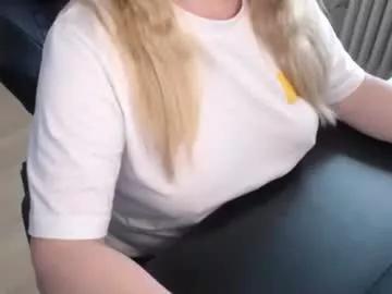 elly_petite from Chaturbate is Freechat