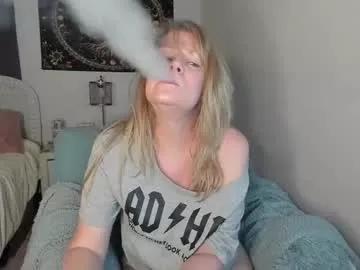 emberpheonixxx from Chaturbate