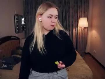 emelianae from Chaturbate
