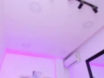 emelie_89 from Chaturbate
