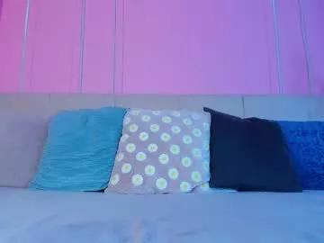 emelyy_carter from Chaturbate