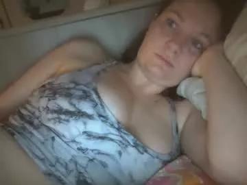 emerieskye from Chaturbate