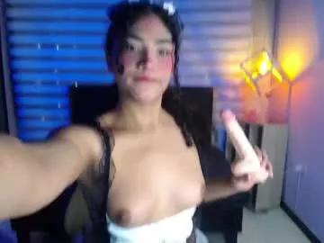 emiily_smith1_ from Chaturbate