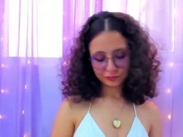 emma_belle02 from Chaturbate