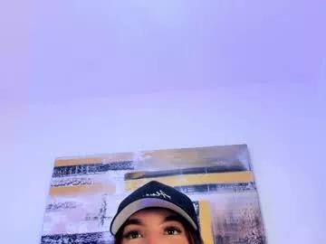 emma_carin from Chaturbate