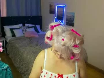 emma_sexy__ from Chaturbate