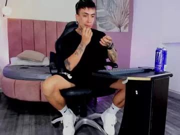 emmanuel_top from Chaturbate