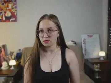 emmatiny from Chaturbate