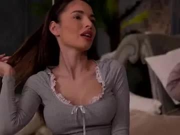 esmeainsley from Chaturbate