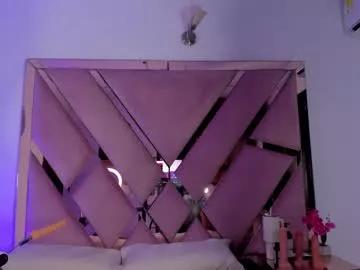 esmeraldaht from Chaturbate