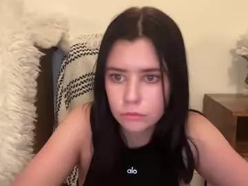 essenalaurent from Chaturbate